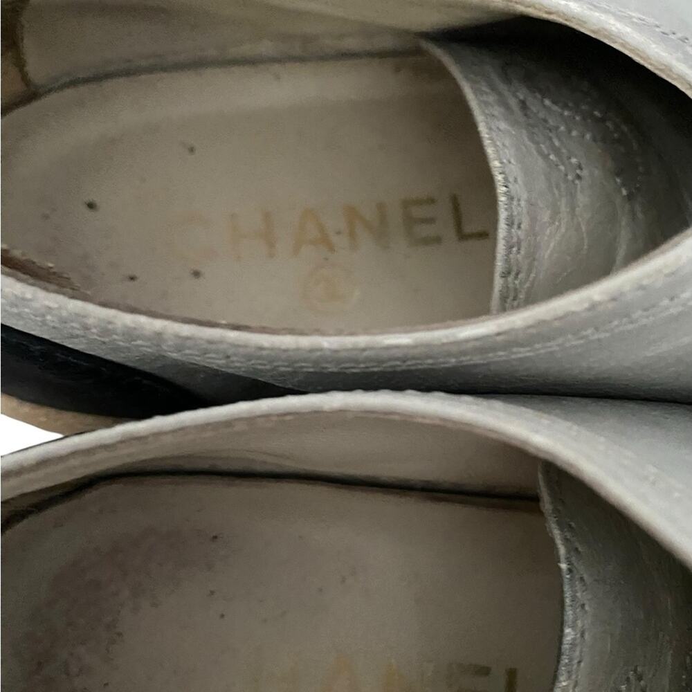 Chanel Calfskin Lace Up Cap Toe Sneakers size 38 US 8 Gray Grey Black - Picture 6 of 12